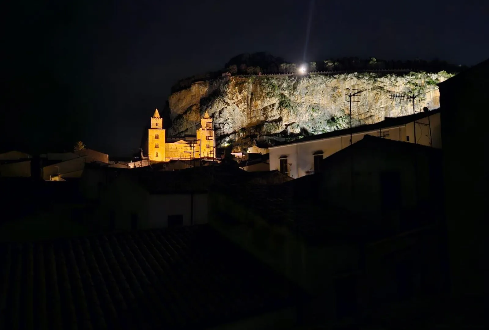 Casa Tanino Villa Cefalu 0*,