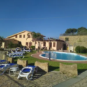 Magliolo Apartahotel